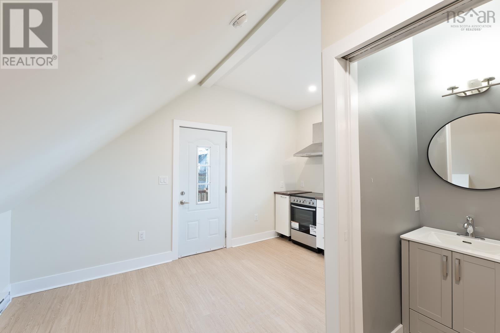 Property 45 of 49 of 14096 Highway 1