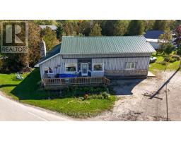 593 Stokes Bay Road, Northern Bruce Peninsula, ON N0H2M0 Photo 6