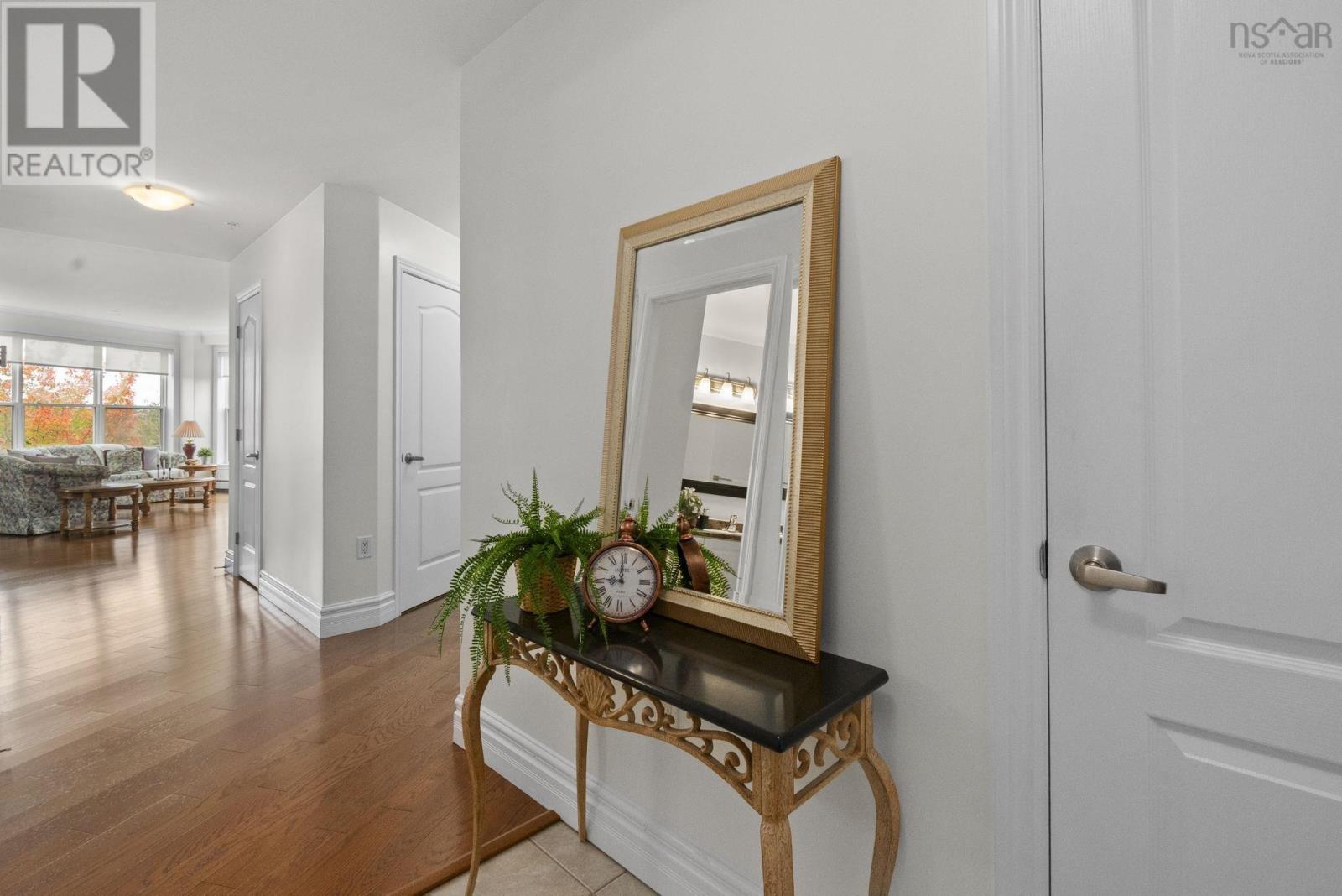 Property 7 of 36 of 210 120 Southgate Drive