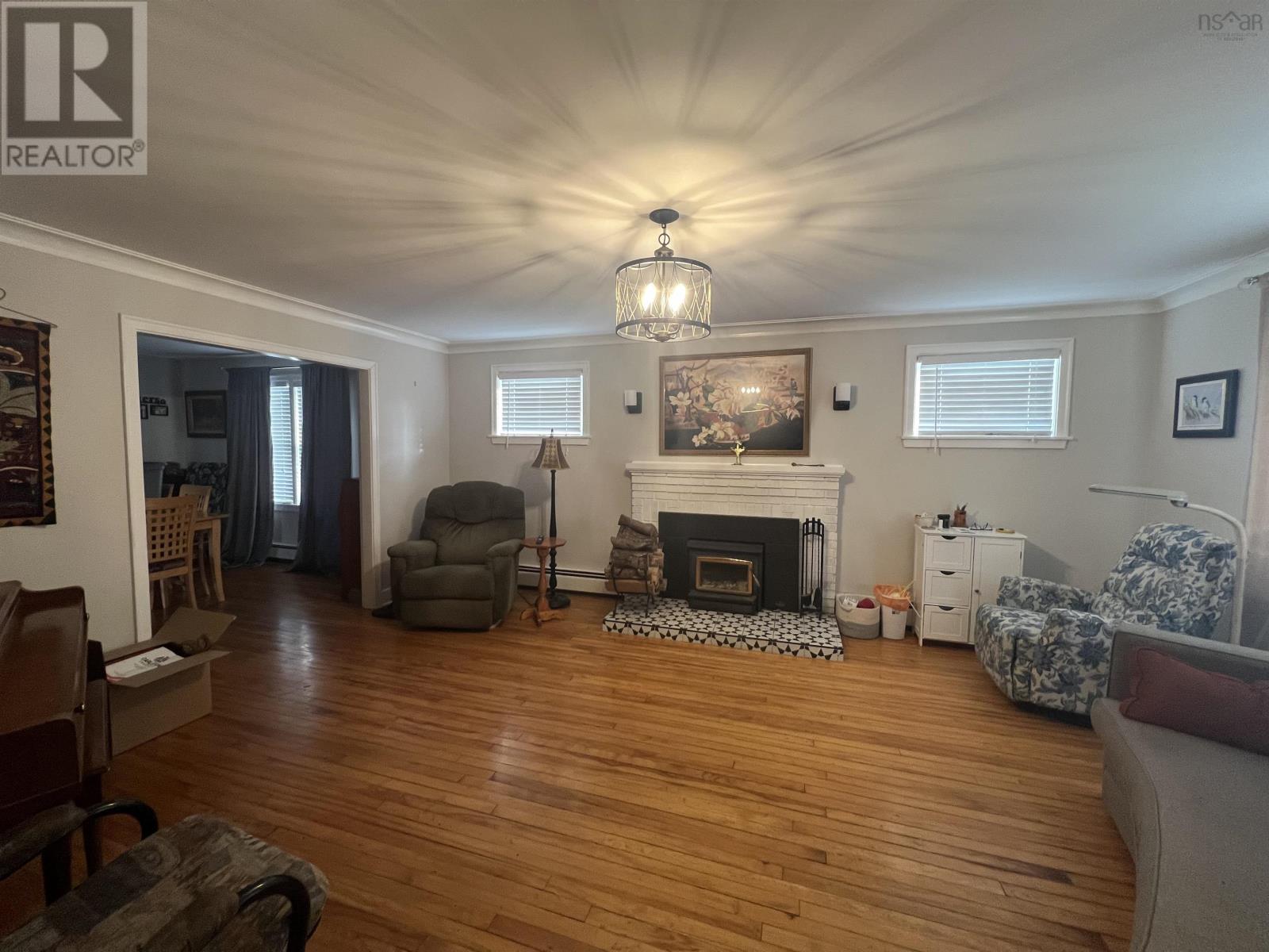 Property 13 of 20 of 199 King Street