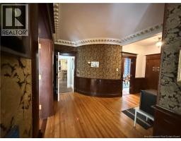 301 Woodstock Road, photo 10
