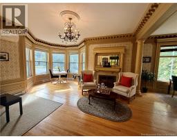 301 Woodstock Road, photo 4