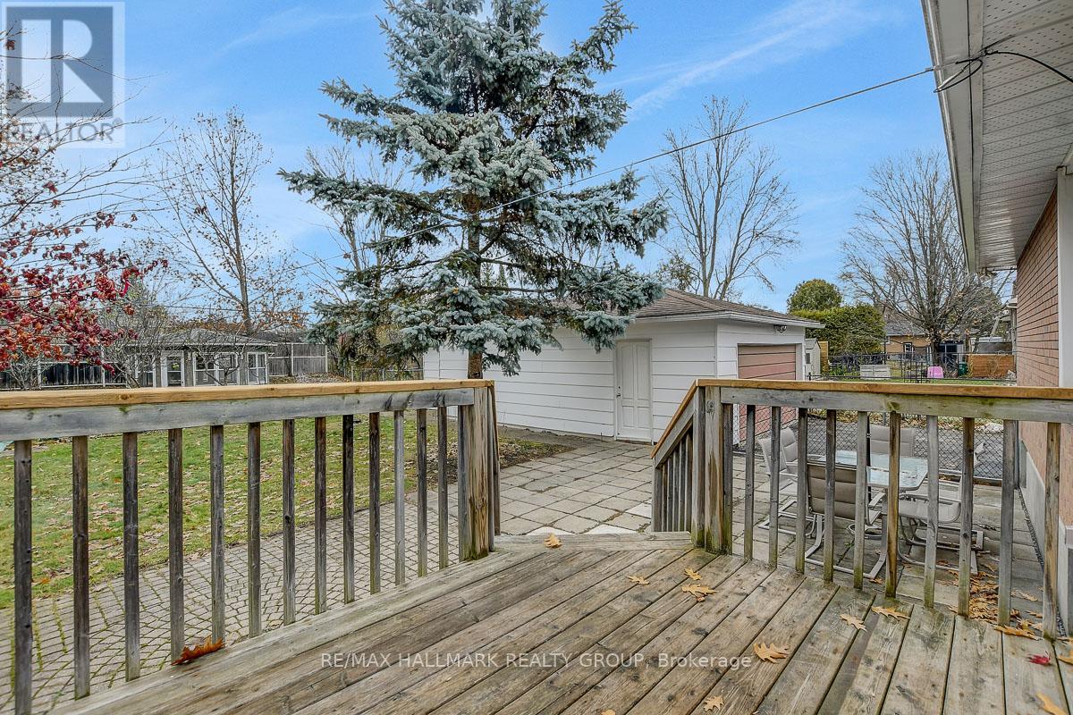 13 DUNHAM STREET - 38