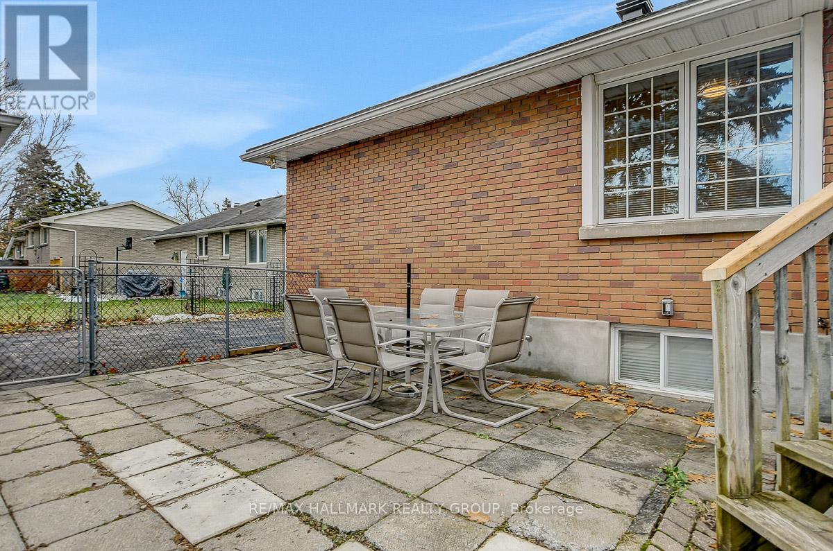 13 DUNHAM STREET - 41