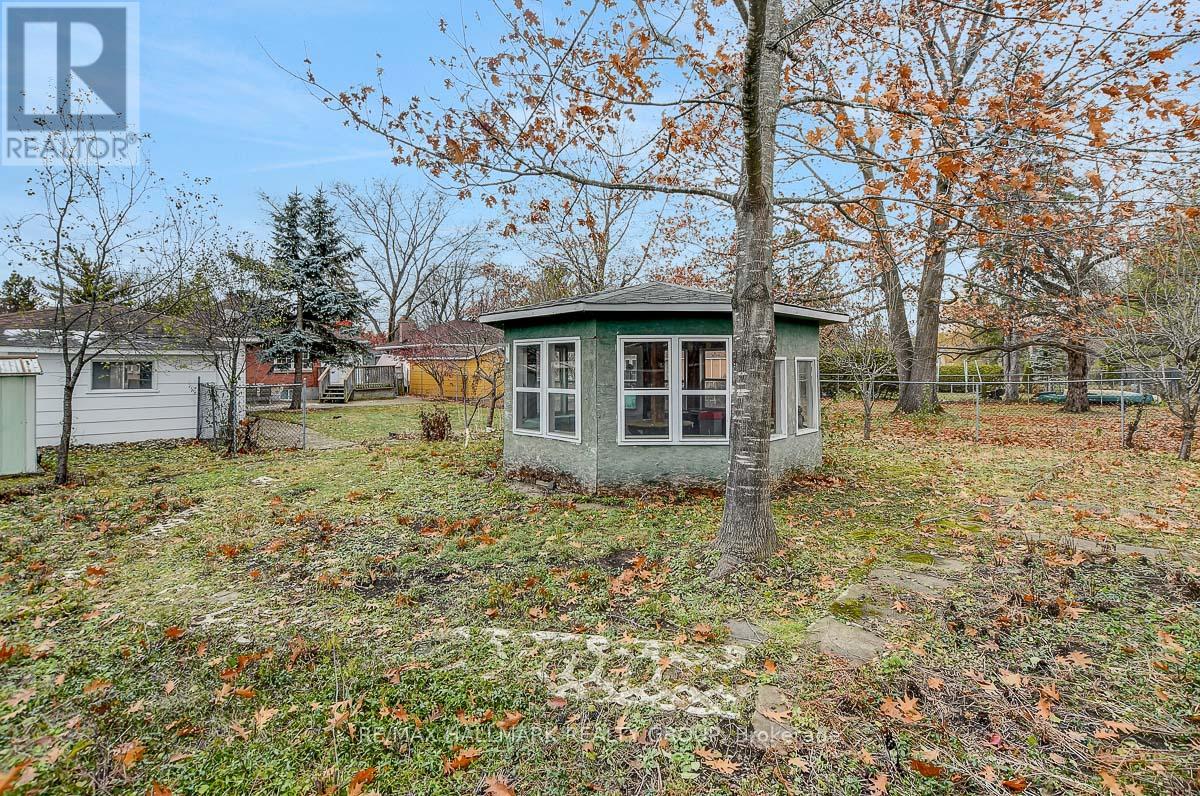 13 DUNHAM STREET - 50