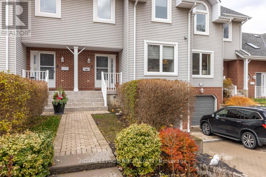 13 - 1 LAKESIDE DRIVE - Photo 3 of 35, St. Catharines (Port Weller), Ontario