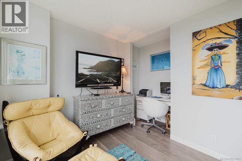 702 325 Maitland Street, Victoria