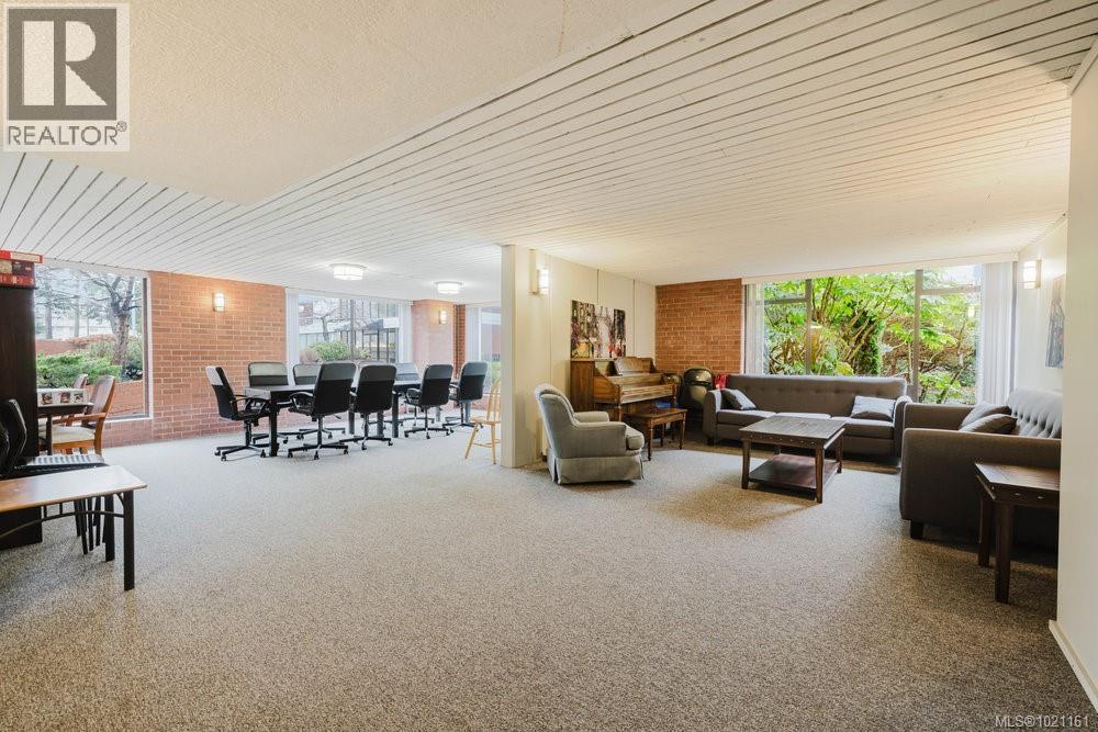 702 325 Maitland Street, Victoria