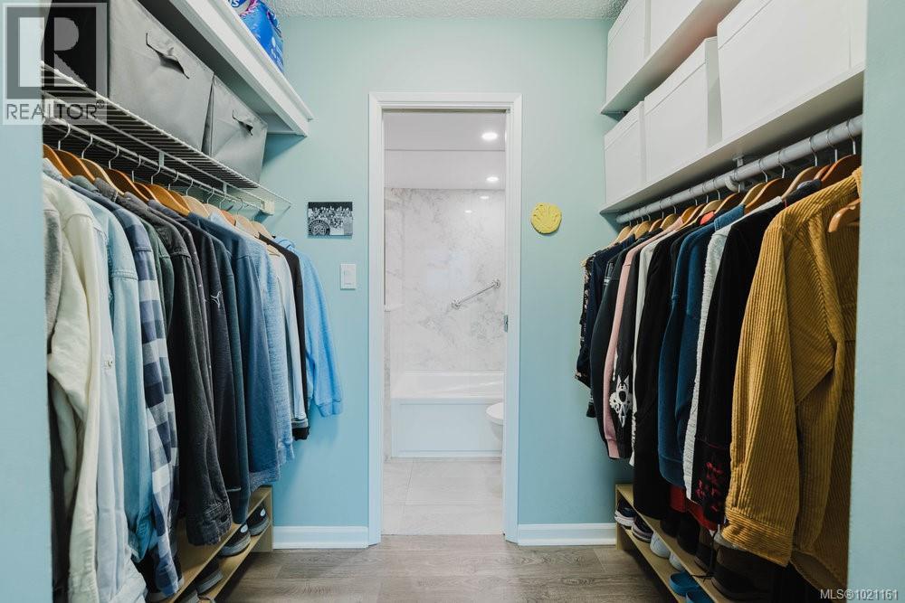 702 325 Maitland Street, Victoria