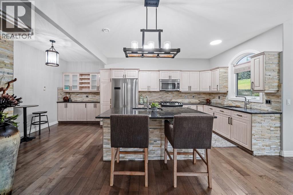 187 Gleneagles View, Cochrane