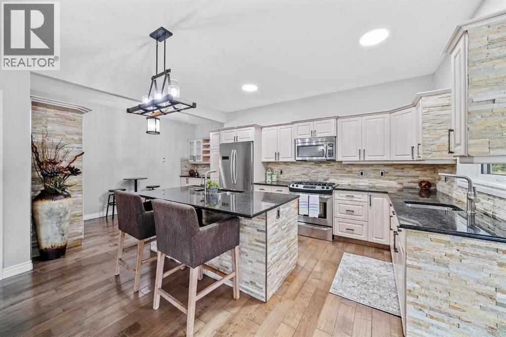 187 Gleneagles View, Cochrane