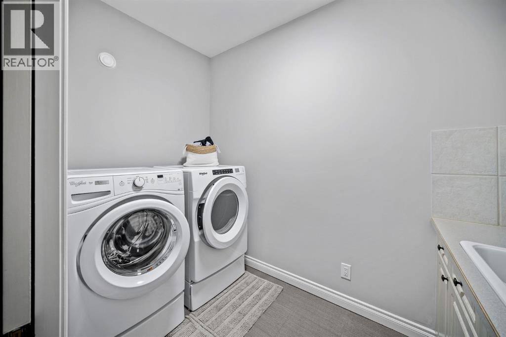 187 Gleneagles View, Cochrane