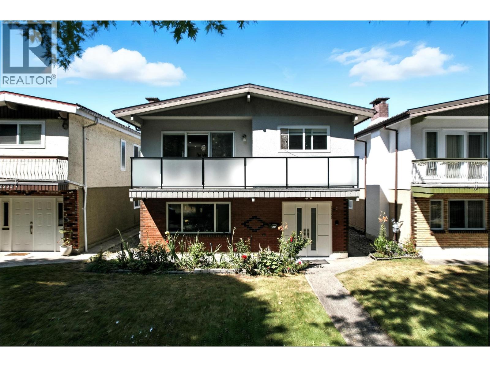 2545 E 43RD AVENUE, Vancouver