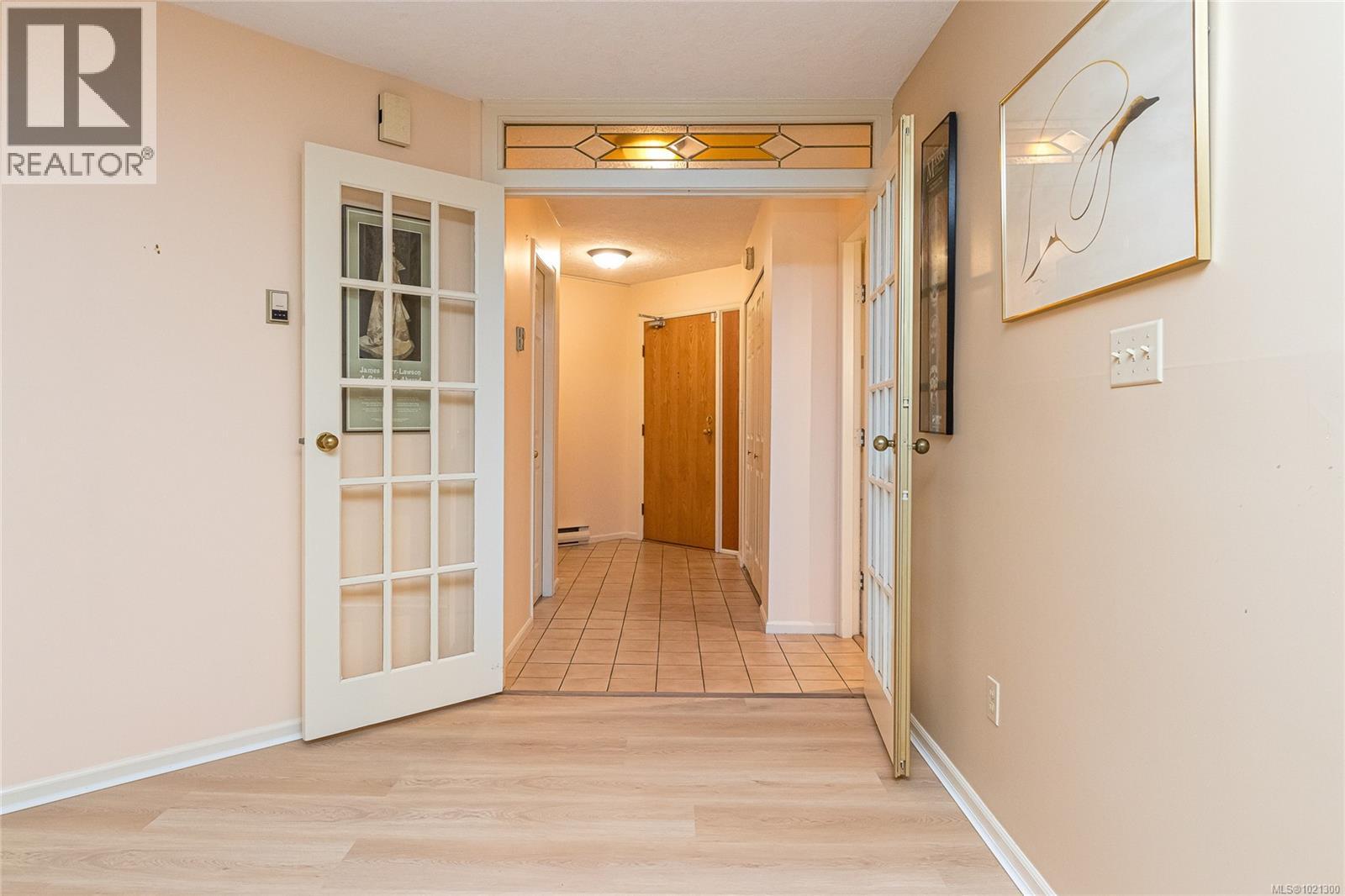 206 2119 Oak Bay Avenue, Oak Bay