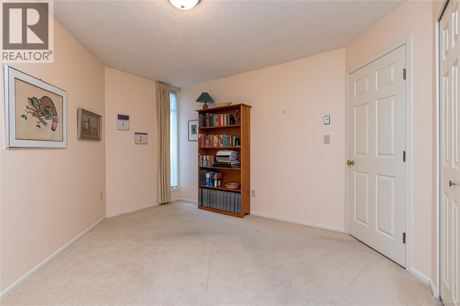 206 2119 Oak Bay Avenue, Oak Bay