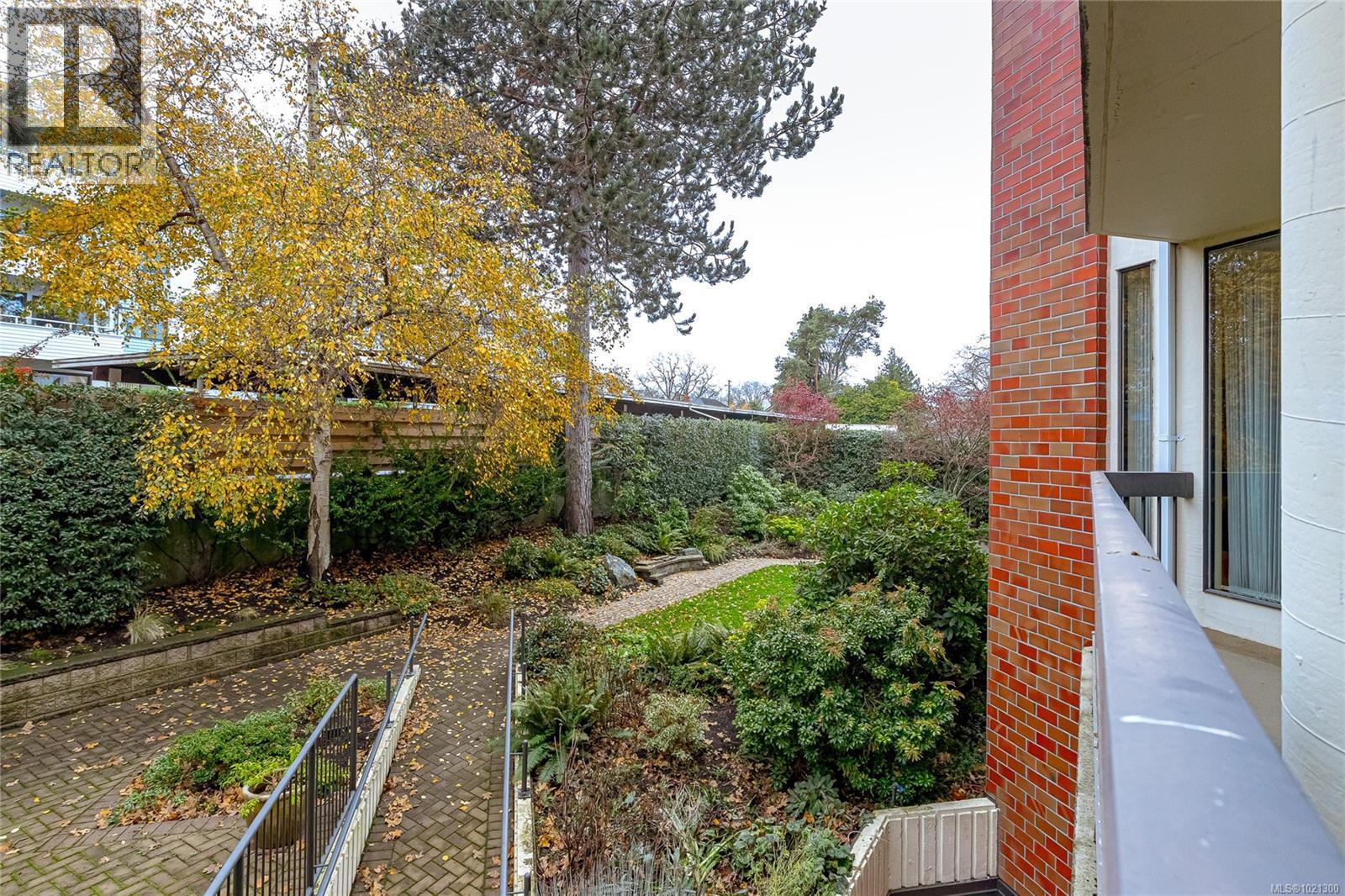 206 2119 Oak Bay Avenue, Oak Bay