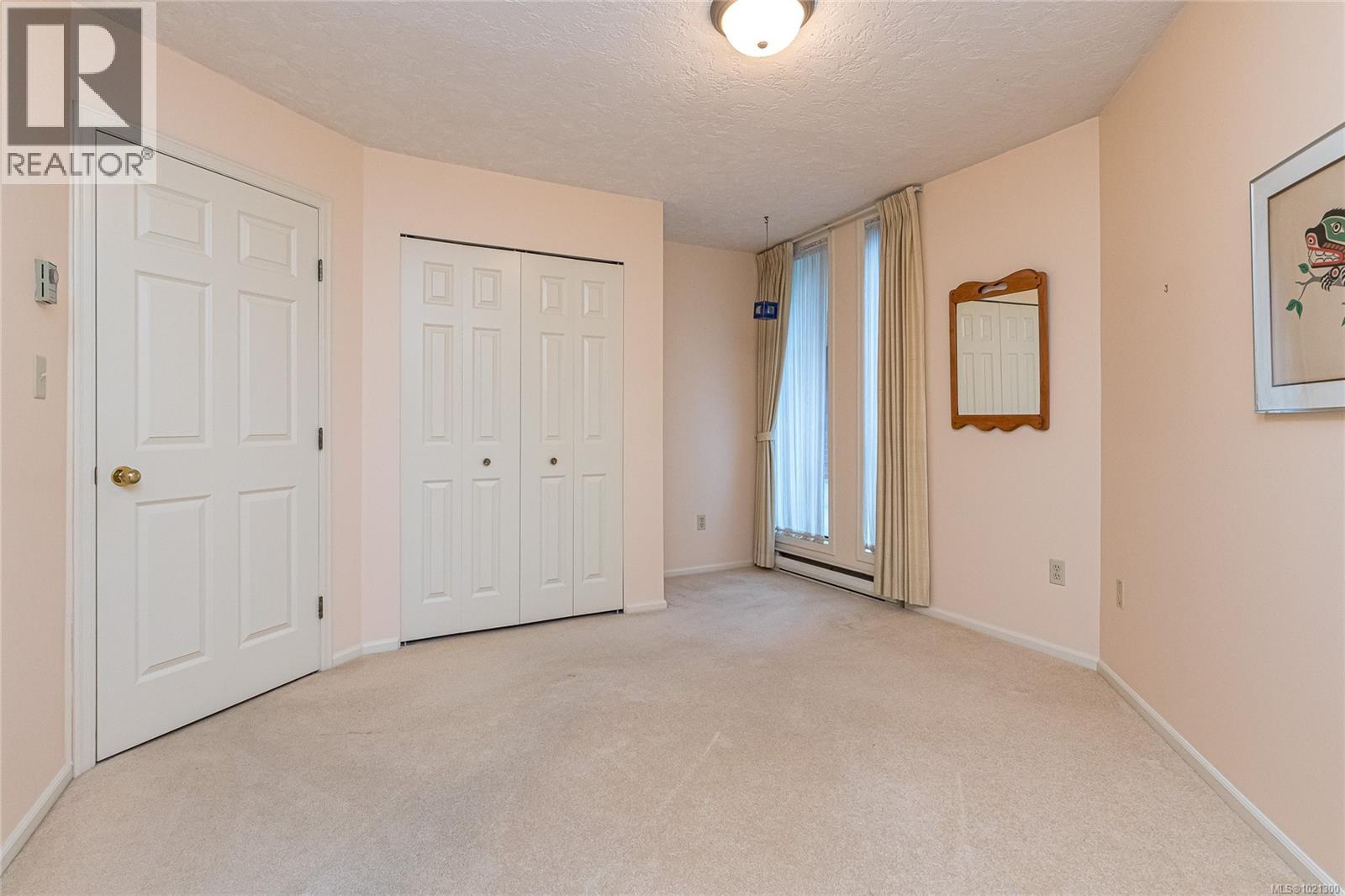 206 2119 Oak Bay Avenue, Oak Bay