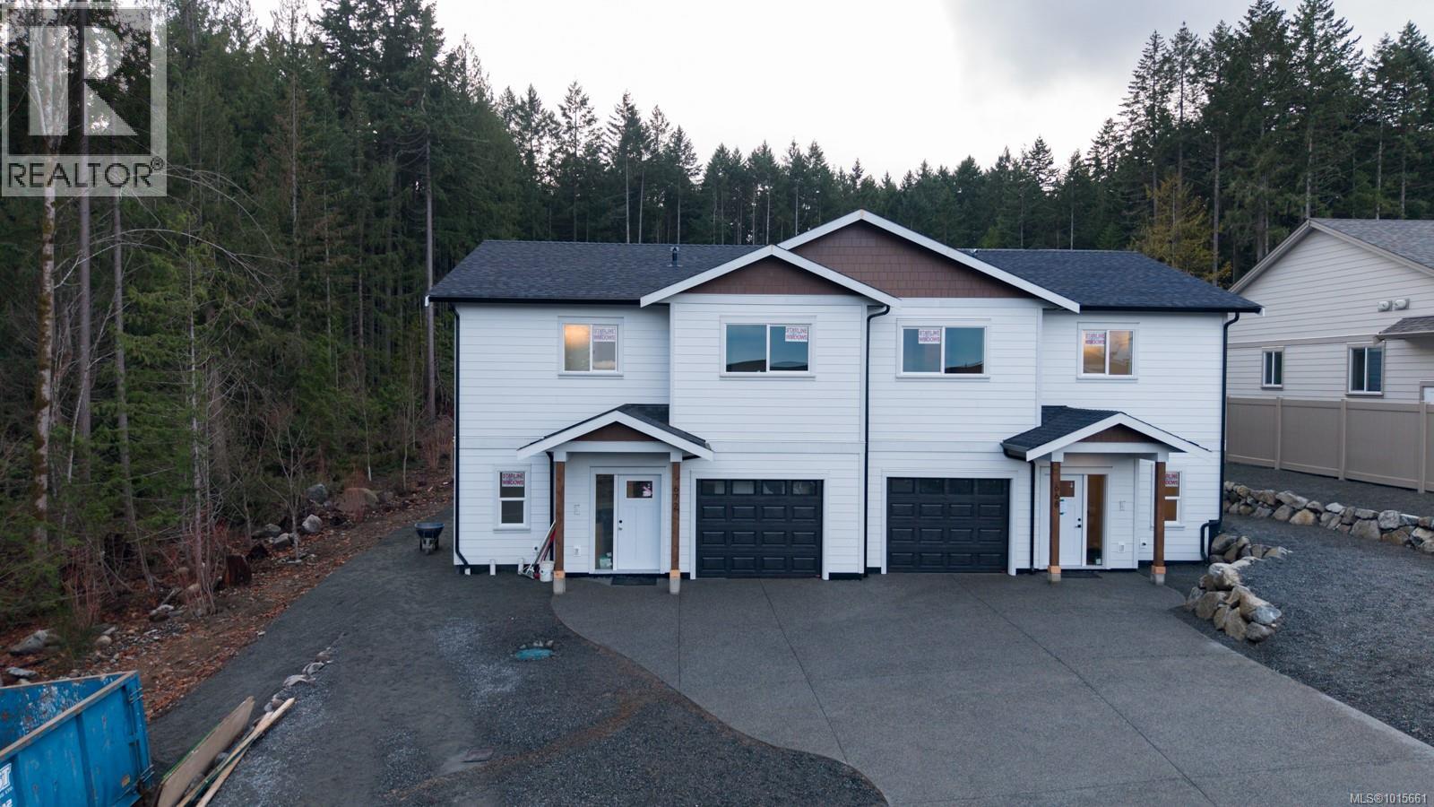 672 Sanderson Rd, Ladysmith