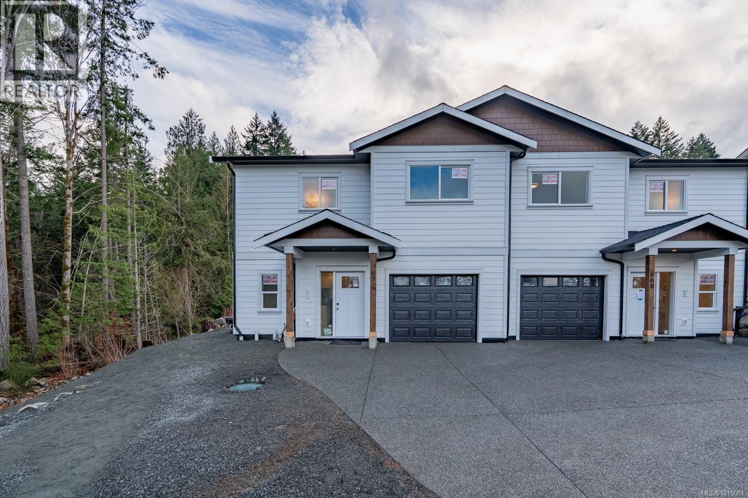 672 Sanderson Rd, Ladysmith