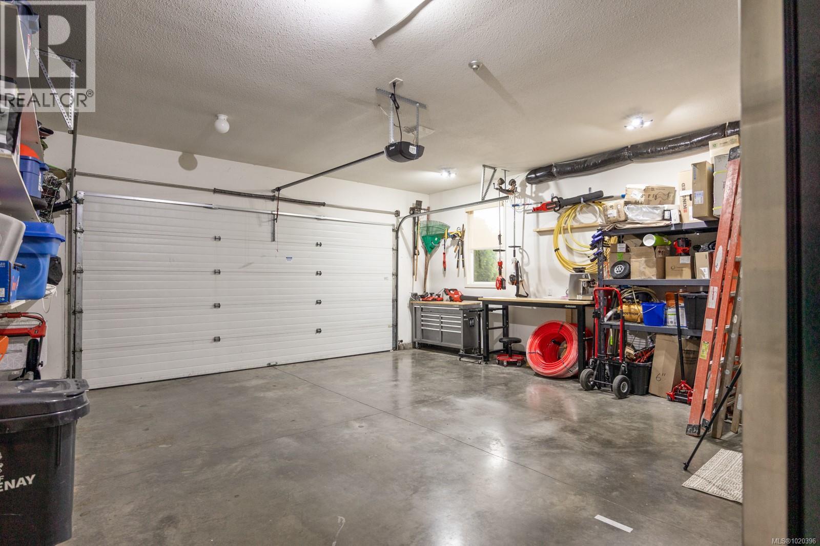 1614 Trumpeter Cres, Courtenay