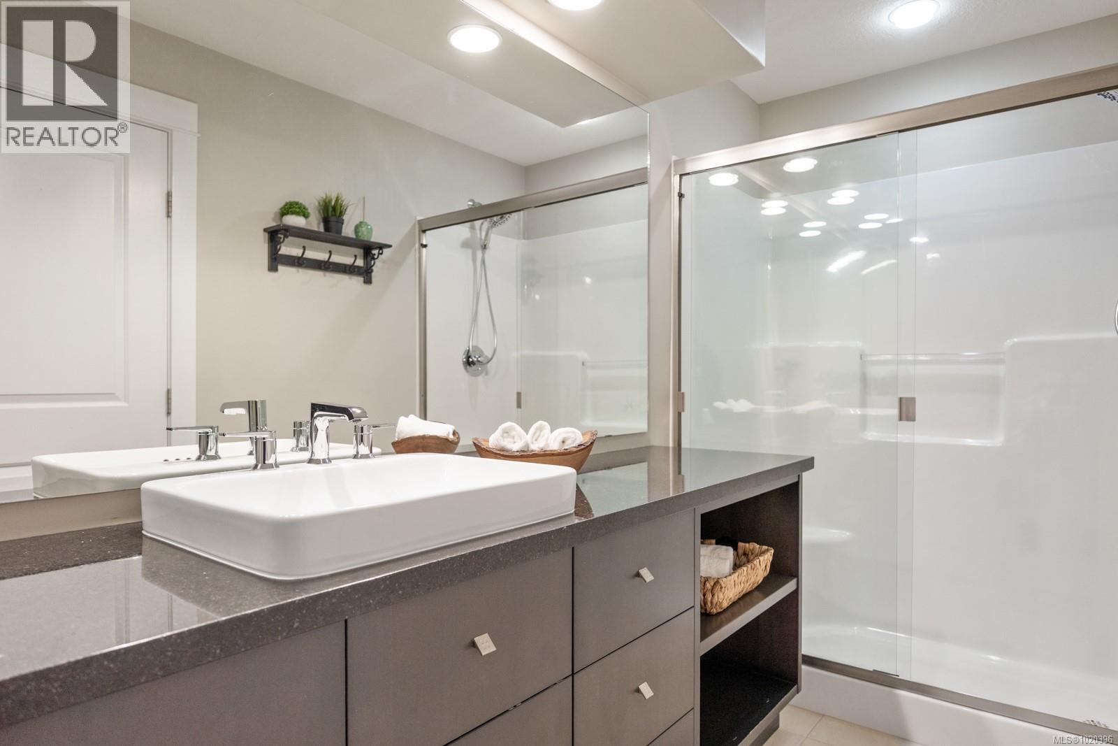 1614 Trumpeter Cres, Courtenay