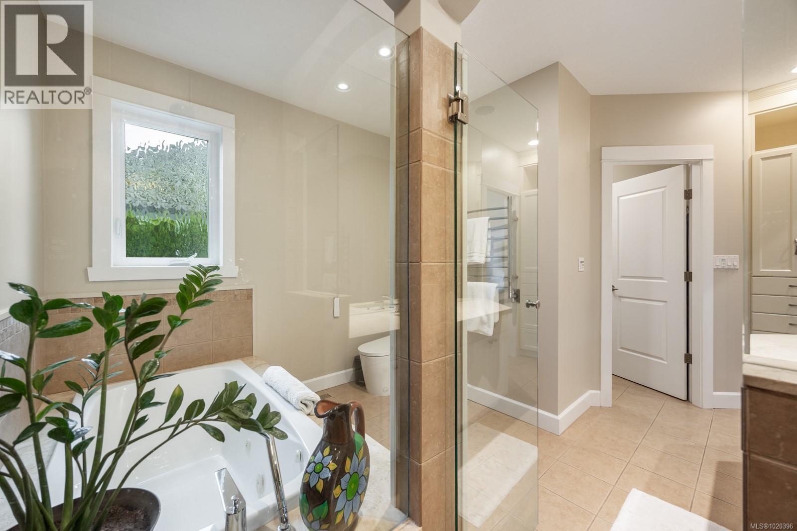 1614 Trumpeter Cres, Courtenay