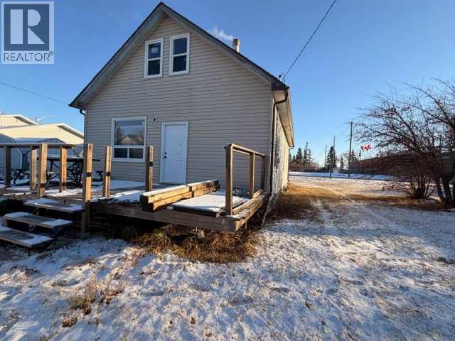 Listing photo – 4832 49 Street, Hardisty