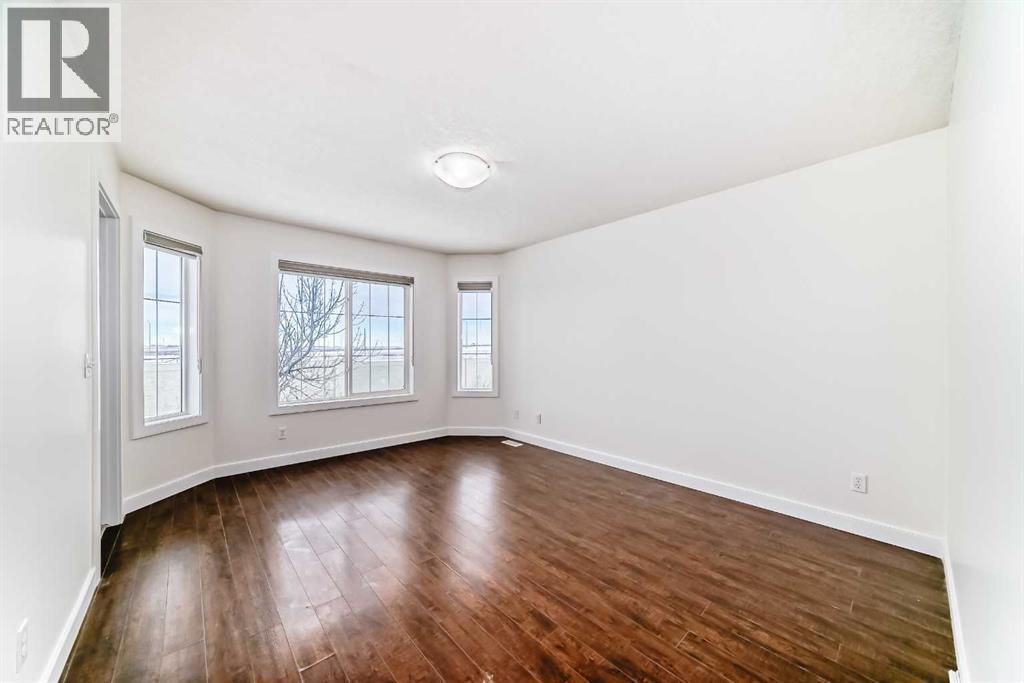 Single Family House Bi-level for Sale in  Saddlebrook Circle NE Saddle Ridge Calgary 