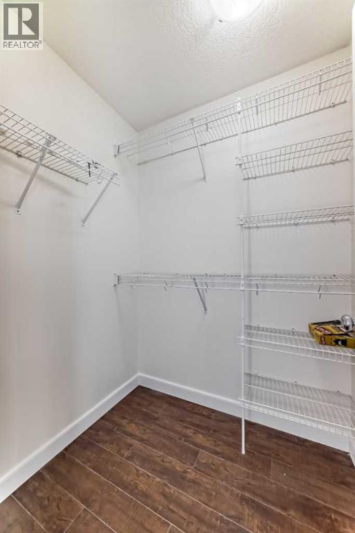 Single Family House Bi-level for Sale in  Saddlebrook Circle NE Saddle Ridge Calgary 