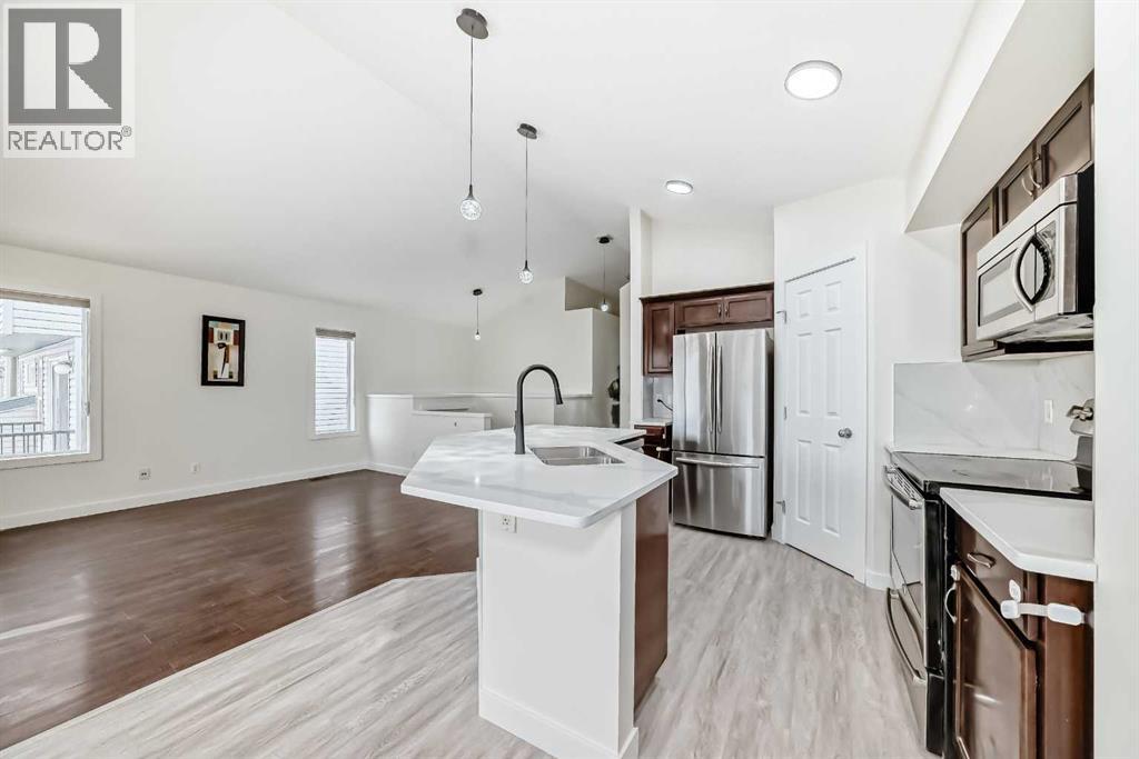 Single Family House Bi-level for Sale in  Saddlebrook Circle NE Saddle Ridge Calgary 