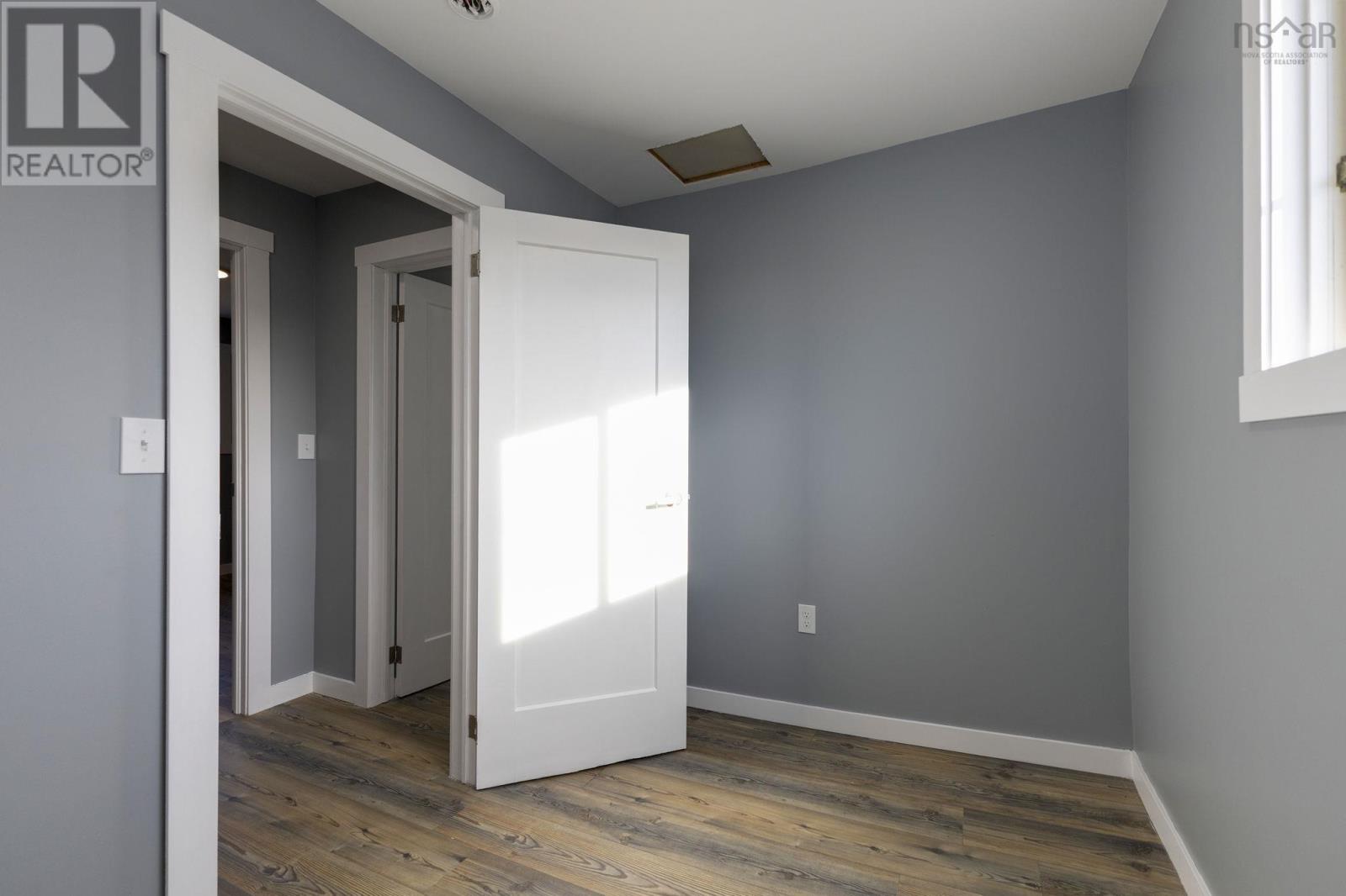 Property 26 of 34 of 2307 Old Church Street