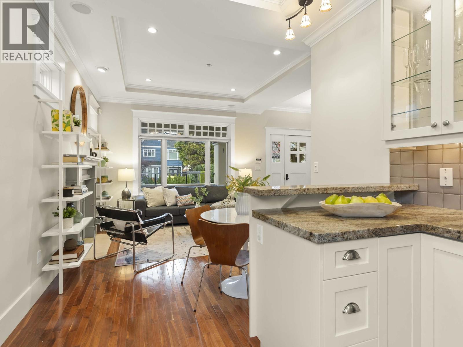 3540 W 5TH AVENUE, Vancouver