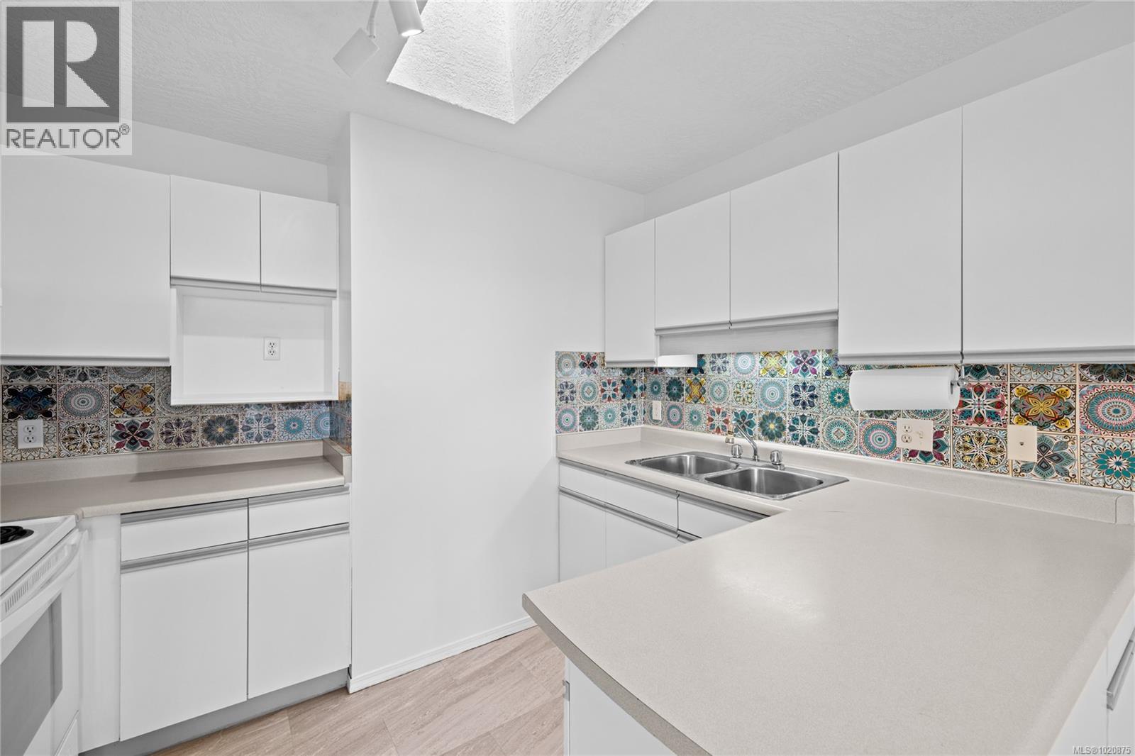 3 100 First Ave, Ladysmith