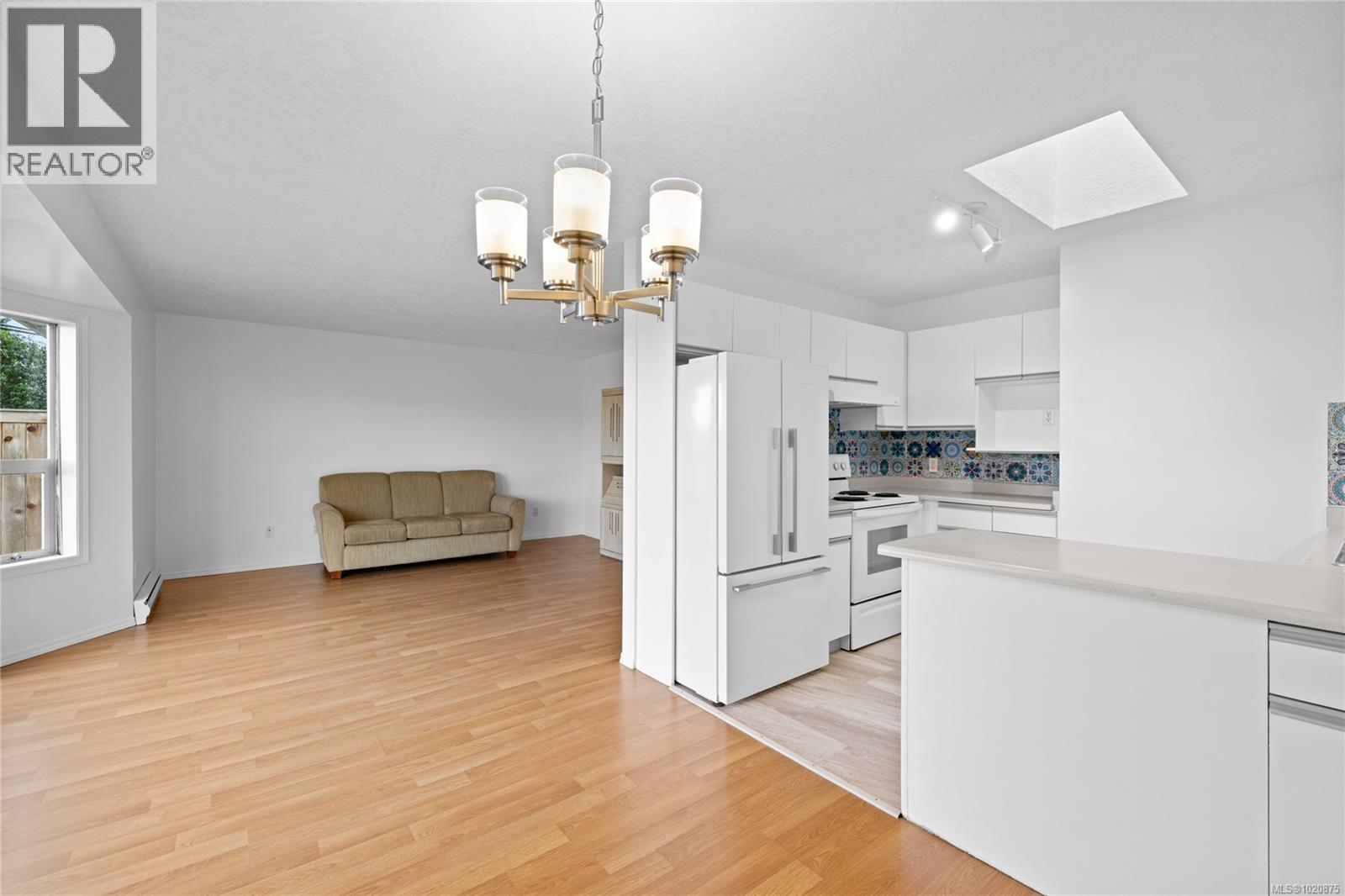 3 100 First Ave, Ladysmith