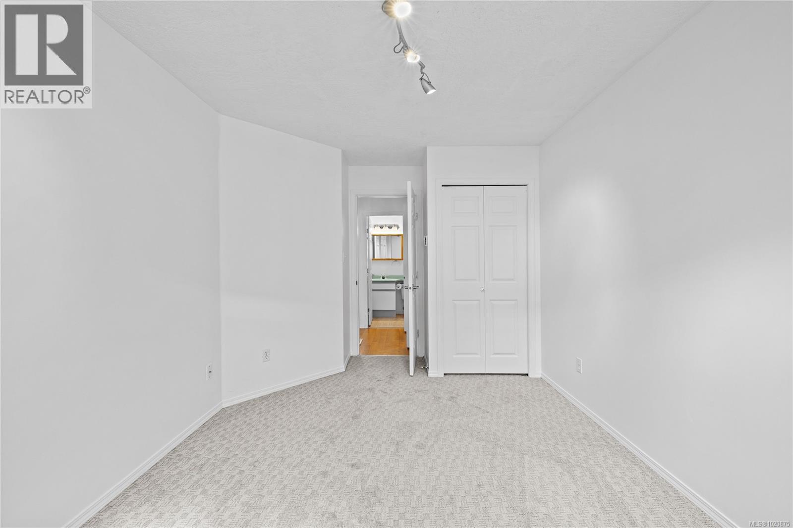 3 100 First Ave, Ladysmith