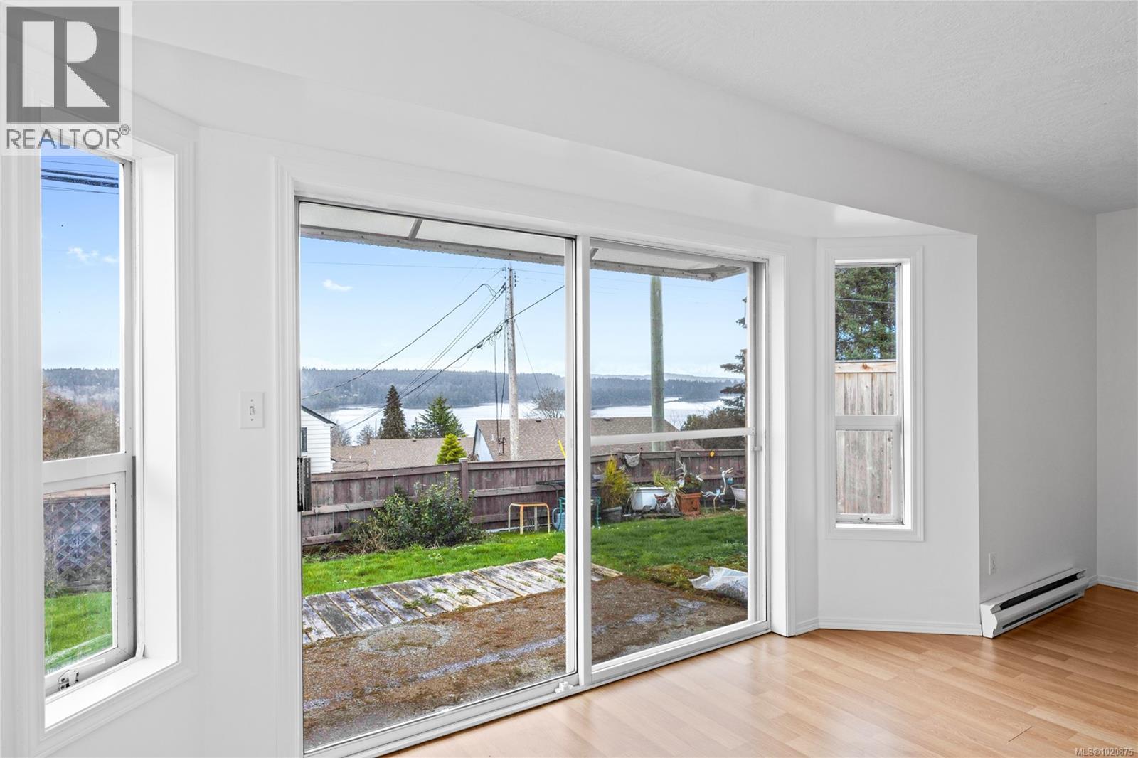 3 100 First Ave, Ladysmith