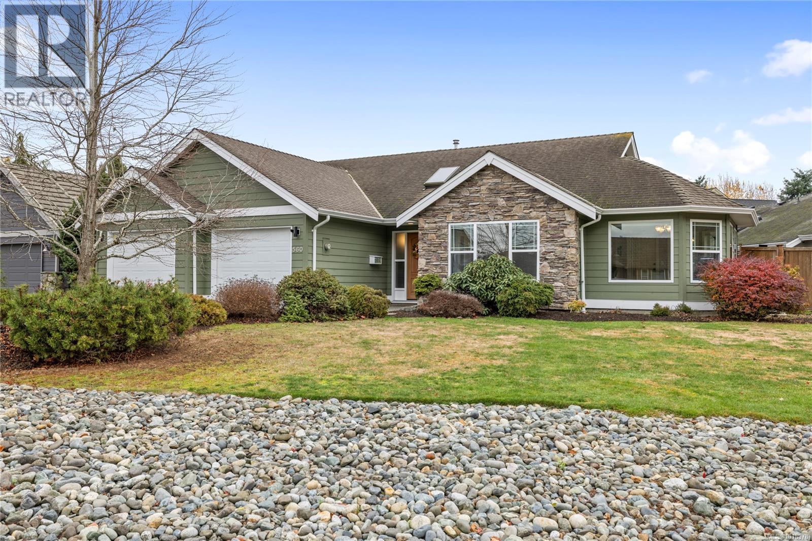 560 Viking Way, French Creek