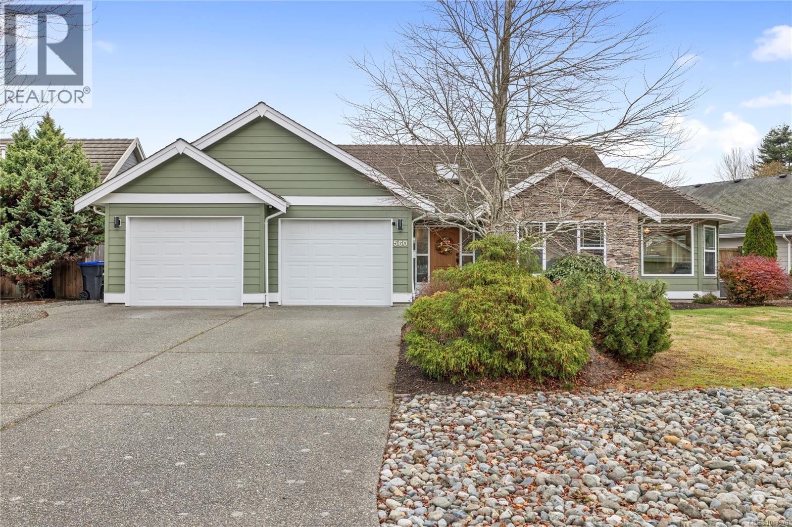 560 Viking Way, French Creek