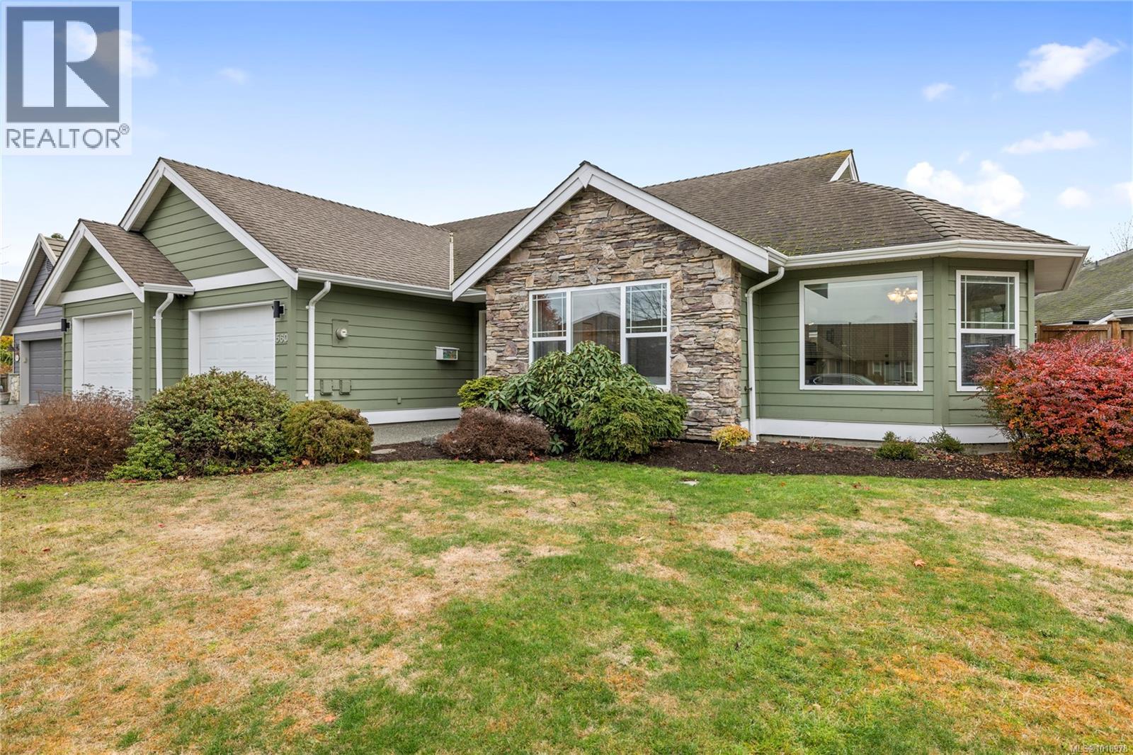 560 Viking Way, French Creek