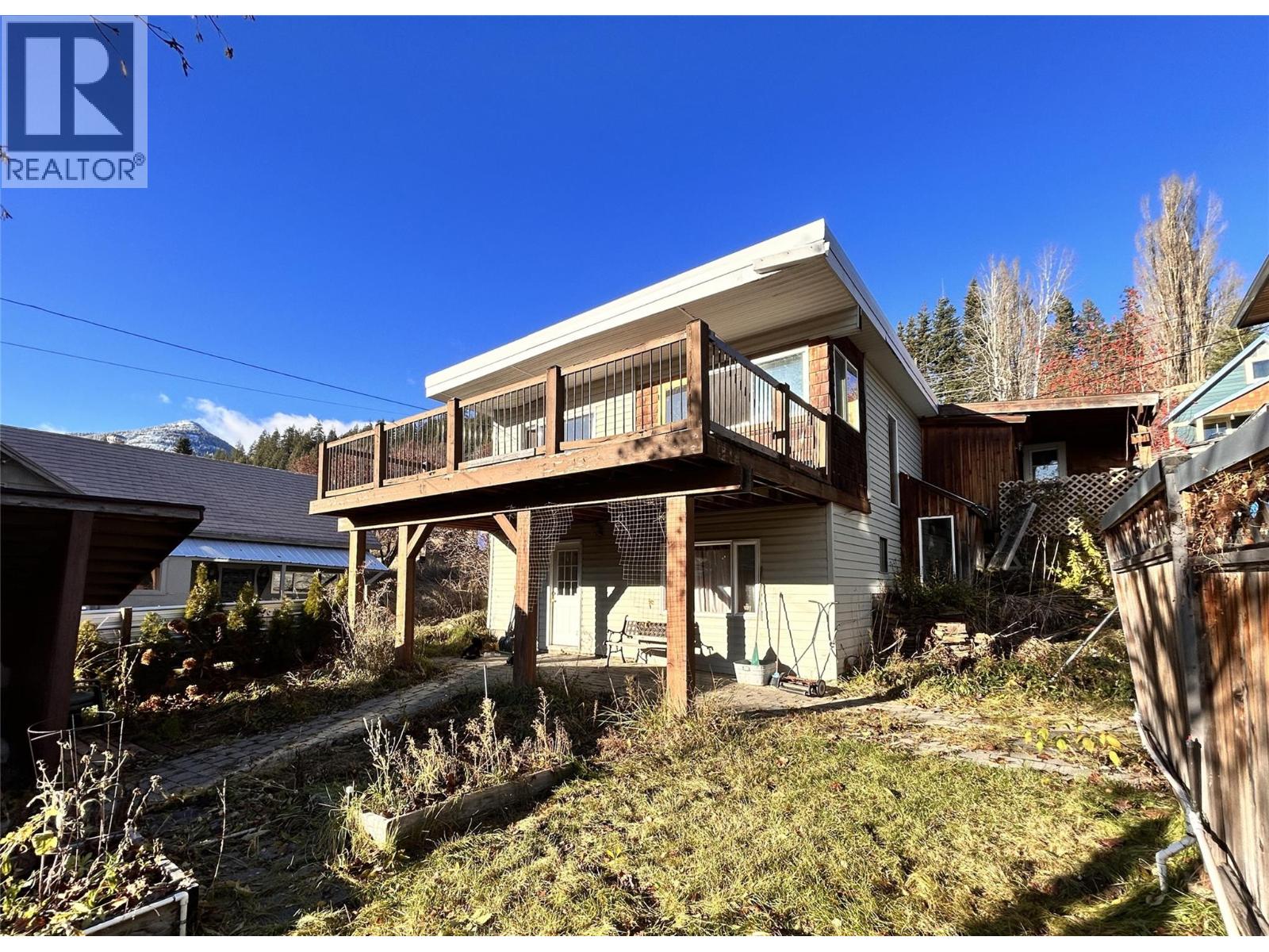 1684 LeRoi Avenue, Rossland