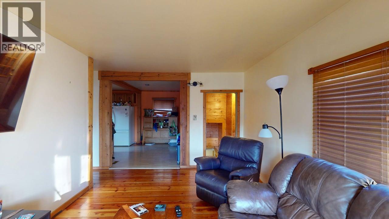 1684 LeRoi Avenue, Rossland