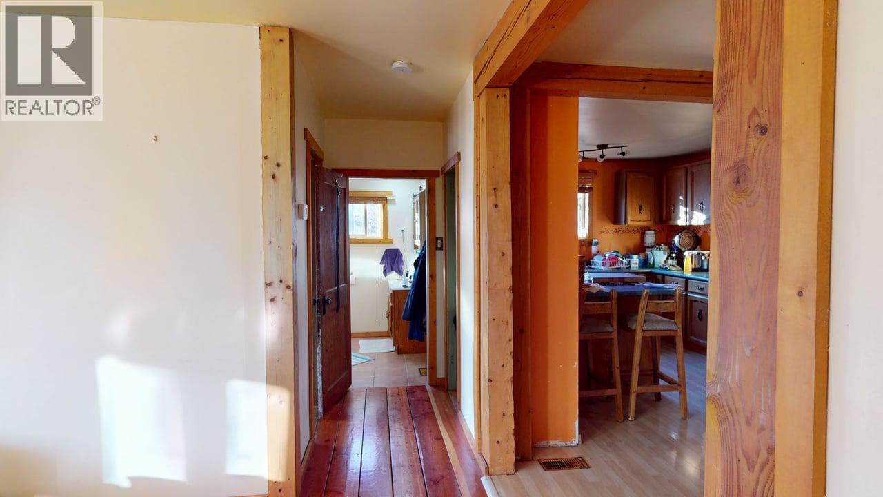 1684 LeRoi Avenue, Rossland