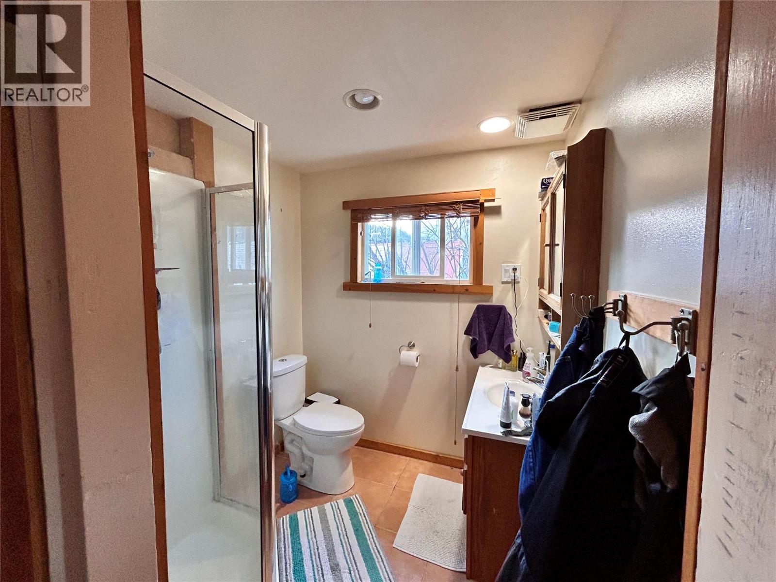 1684 LeRoi Avenue, Rossland