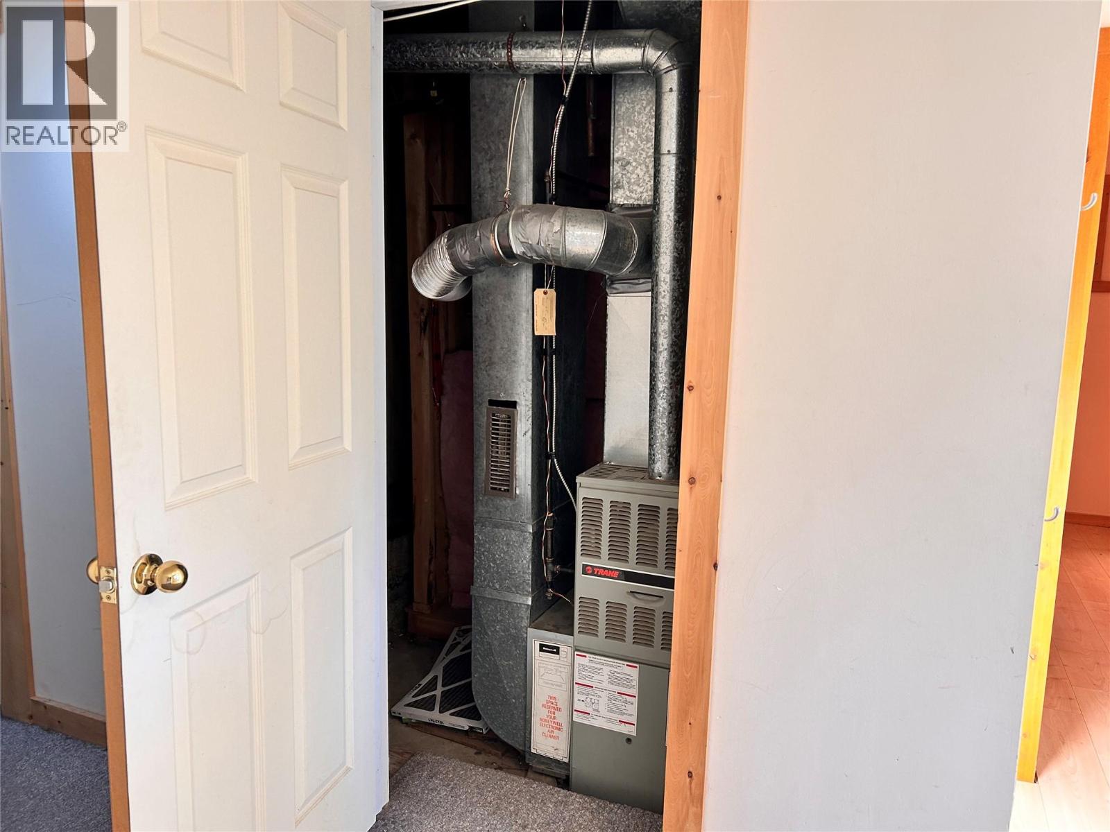 1684 LeRoi Avenue, Rossland