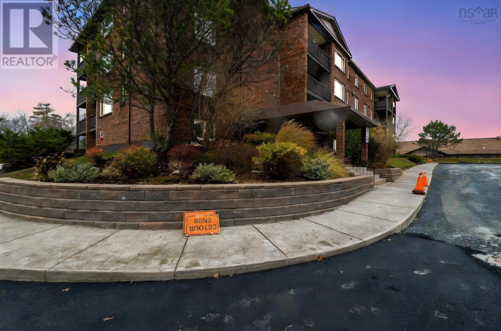 Property photo of 403 64 Cumberland Drive