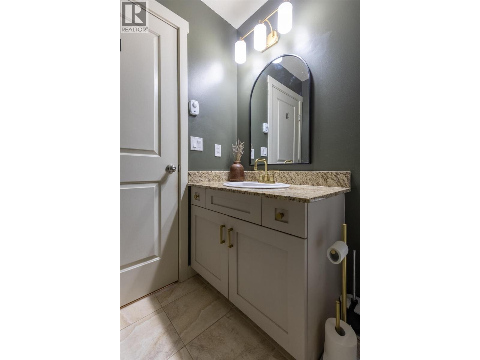 1330 Whitewood Crescent Unit# 104, Sparwood