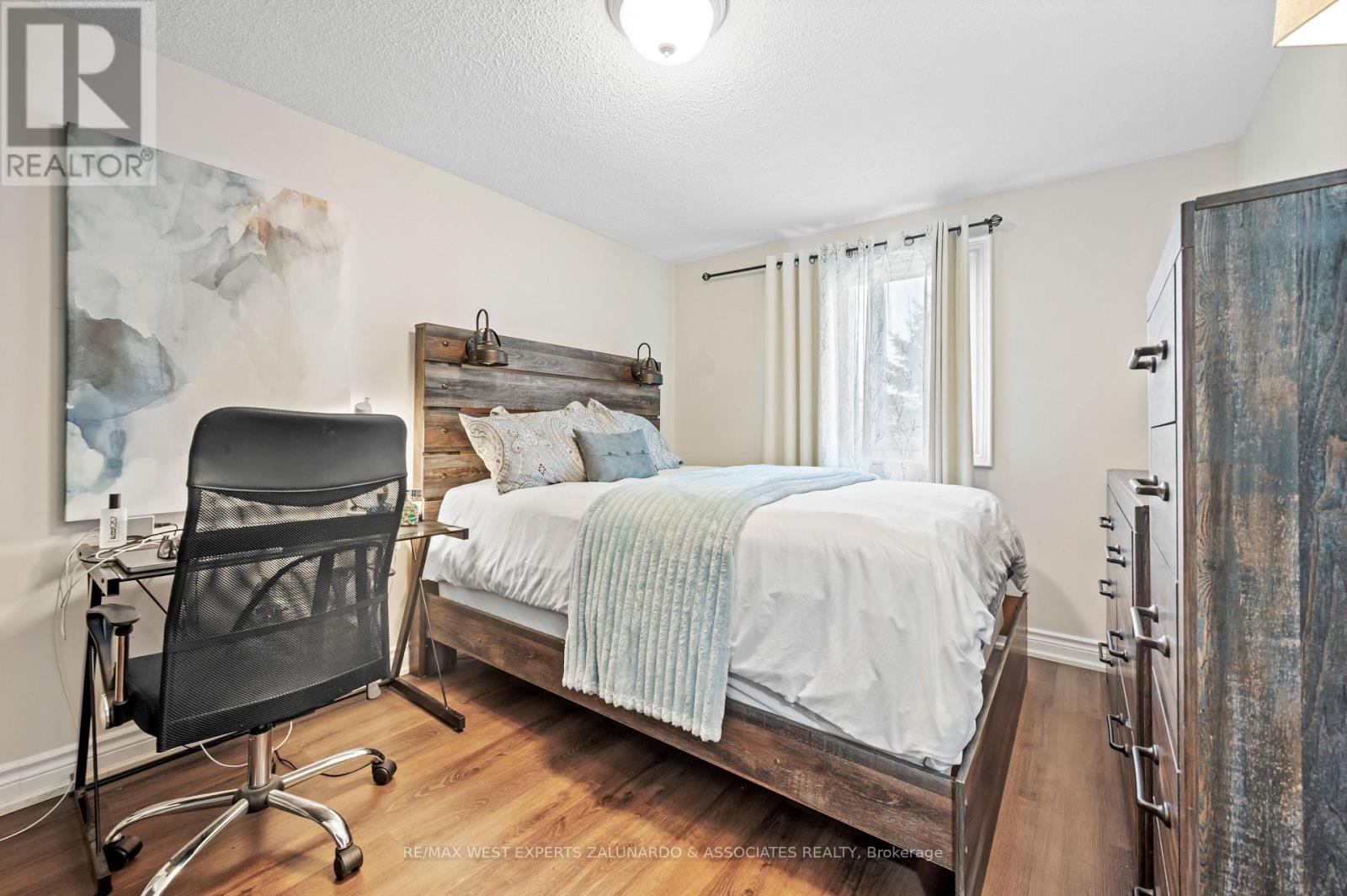 Single Family House for Sale in  WALLACE DRIVE Barrie (Northwest) 