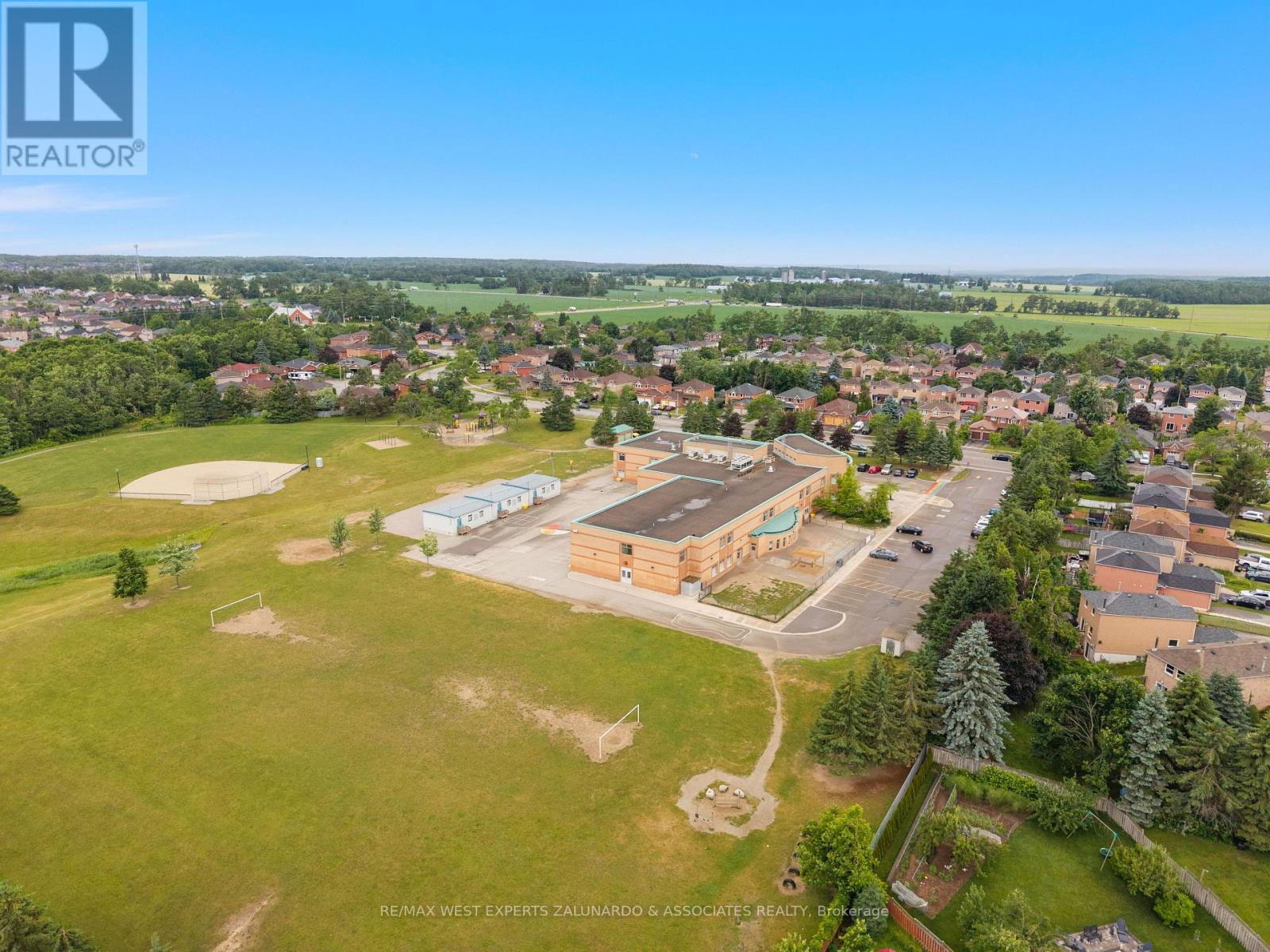 Single Family House for Sale in  WALLACE DRIVE Barrie (Northwest) 