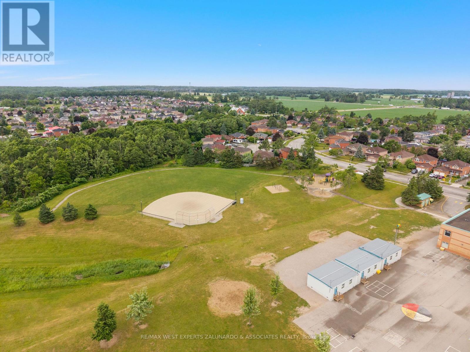 Single Family House for Sale in  WALLACE DRIVE Barrie (Northwest) 