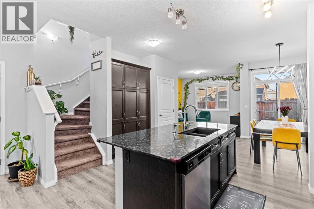 Single Family House for Sale in  Legacy Glen Common SE Legacy Calgary 